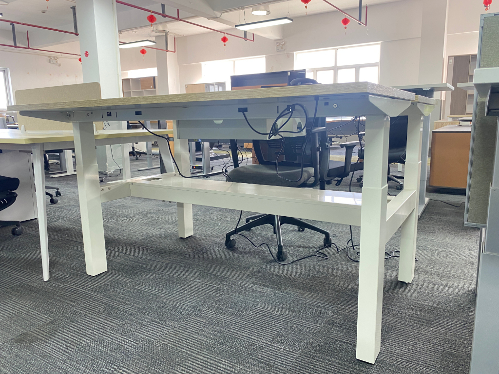 hermanmiller/赫曼米勒二手升降桌员工办公桌白