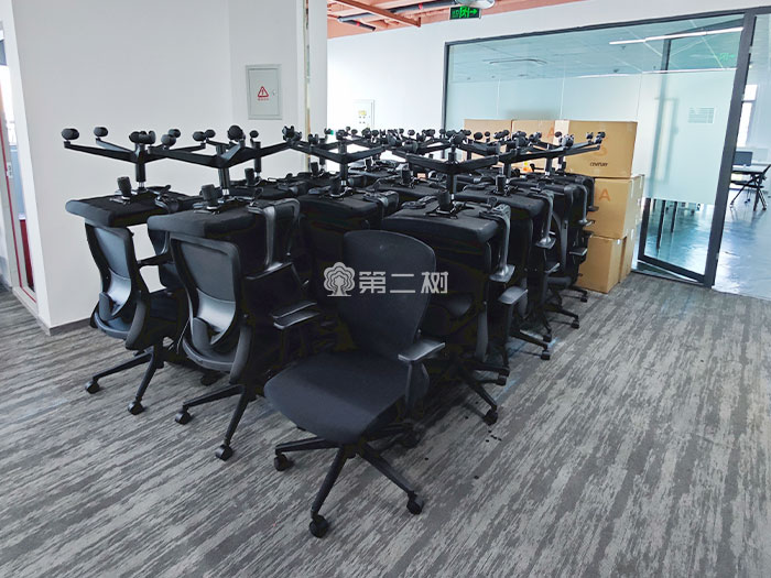 成都二手办公家具3.jpg